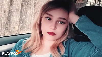 Тачаангуй хүүхэн хөнгөлөлтийн картыг баяртайгаар сорж байна